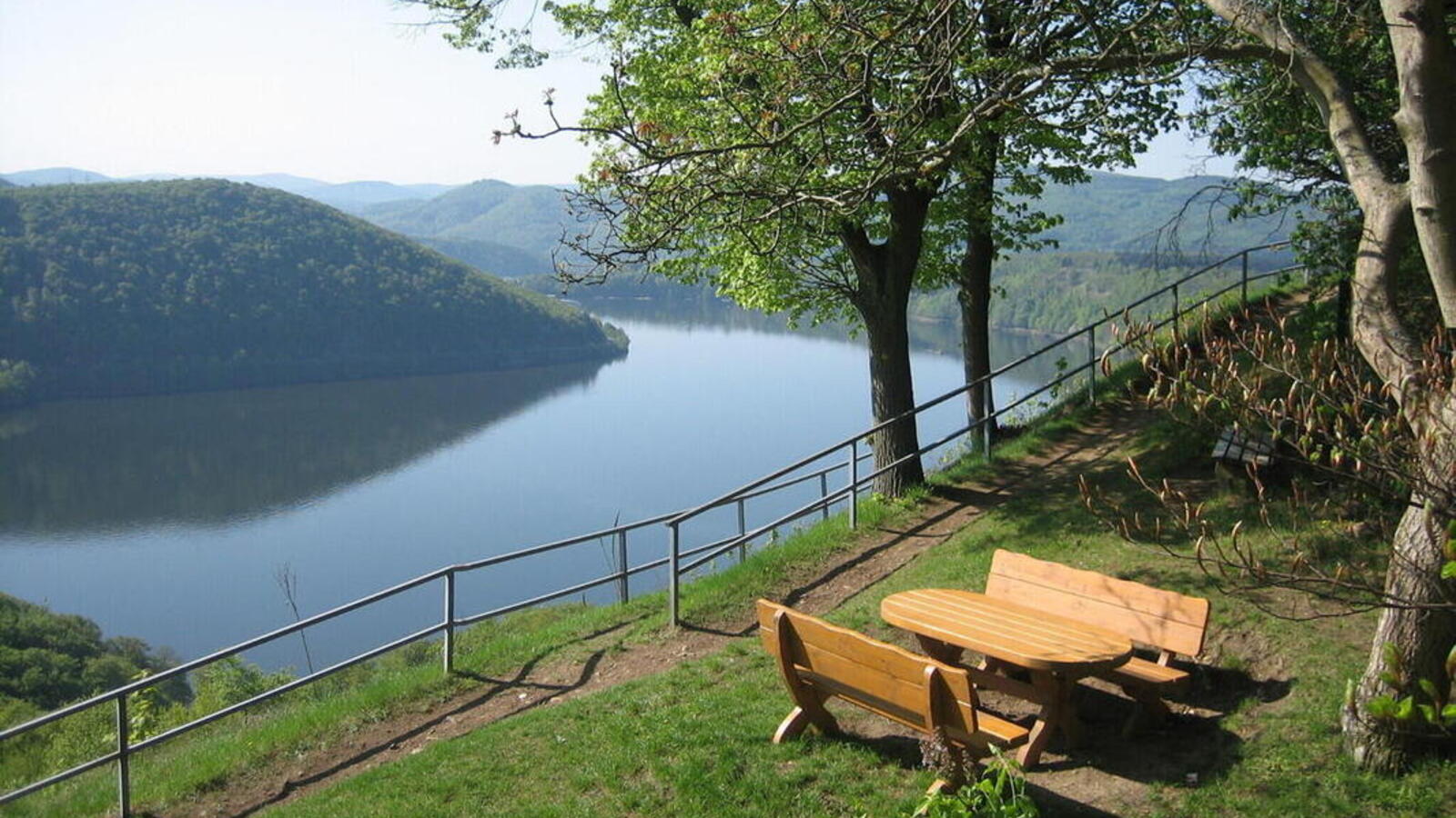 Edersee in der Nähe des Ringhotel Roggenland, 4-Sterne Hotel im Hessischen Bergland/Vogelsberg