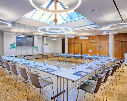 20210907_Nölly38801.jpg: Tagung im Hasensaal
